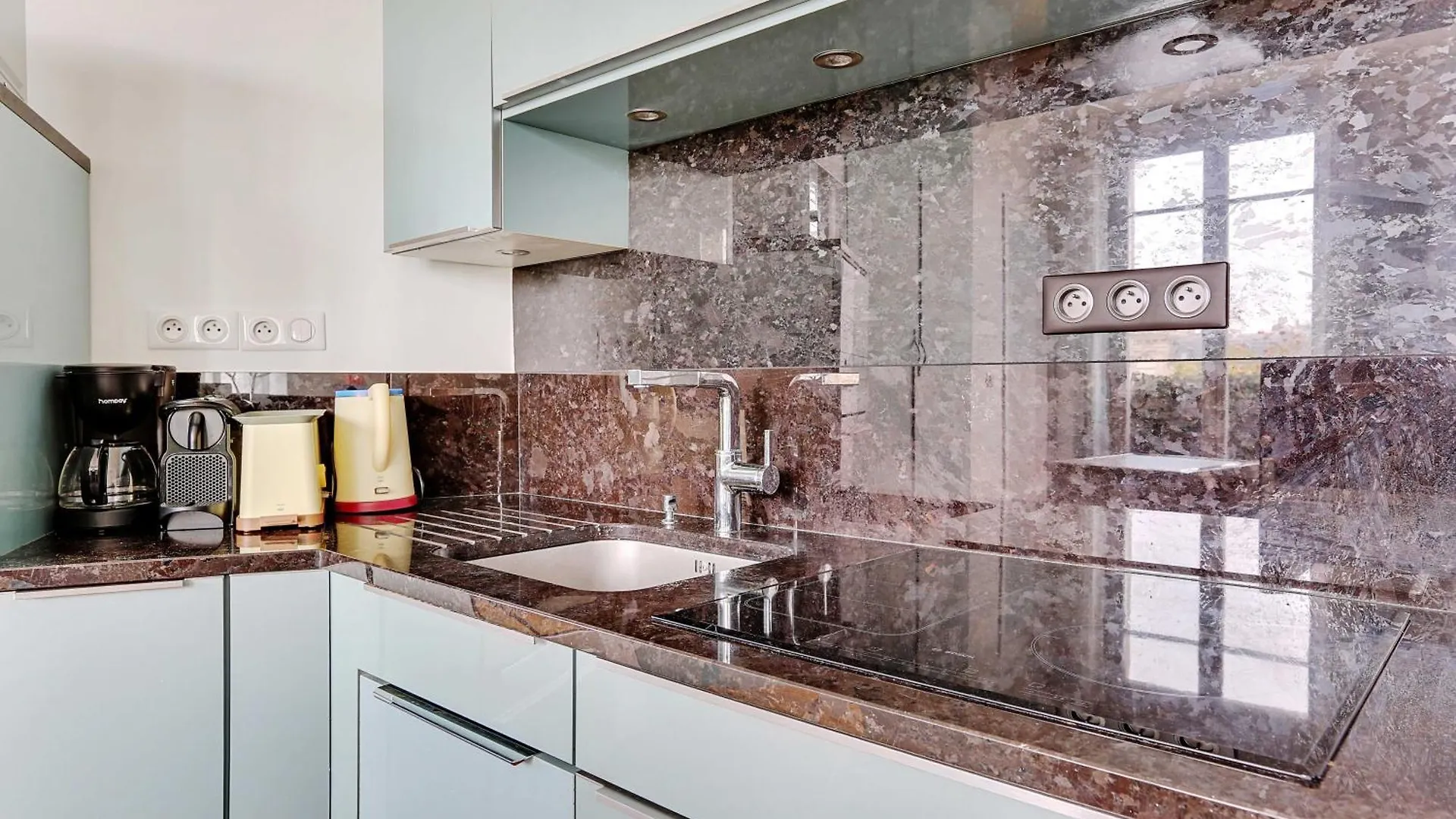 Appartement Elegant & Spacieux - 3Br-6P - Republiq Paris France